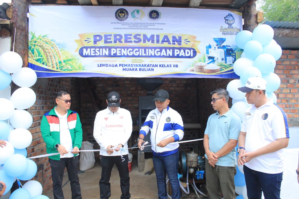 Dari Lapas untuk Kemandirian Pangan, Mesin Penggilingan Padi Diresmikan Kakanwil Ditjenpas Jambi. FOTO : IST