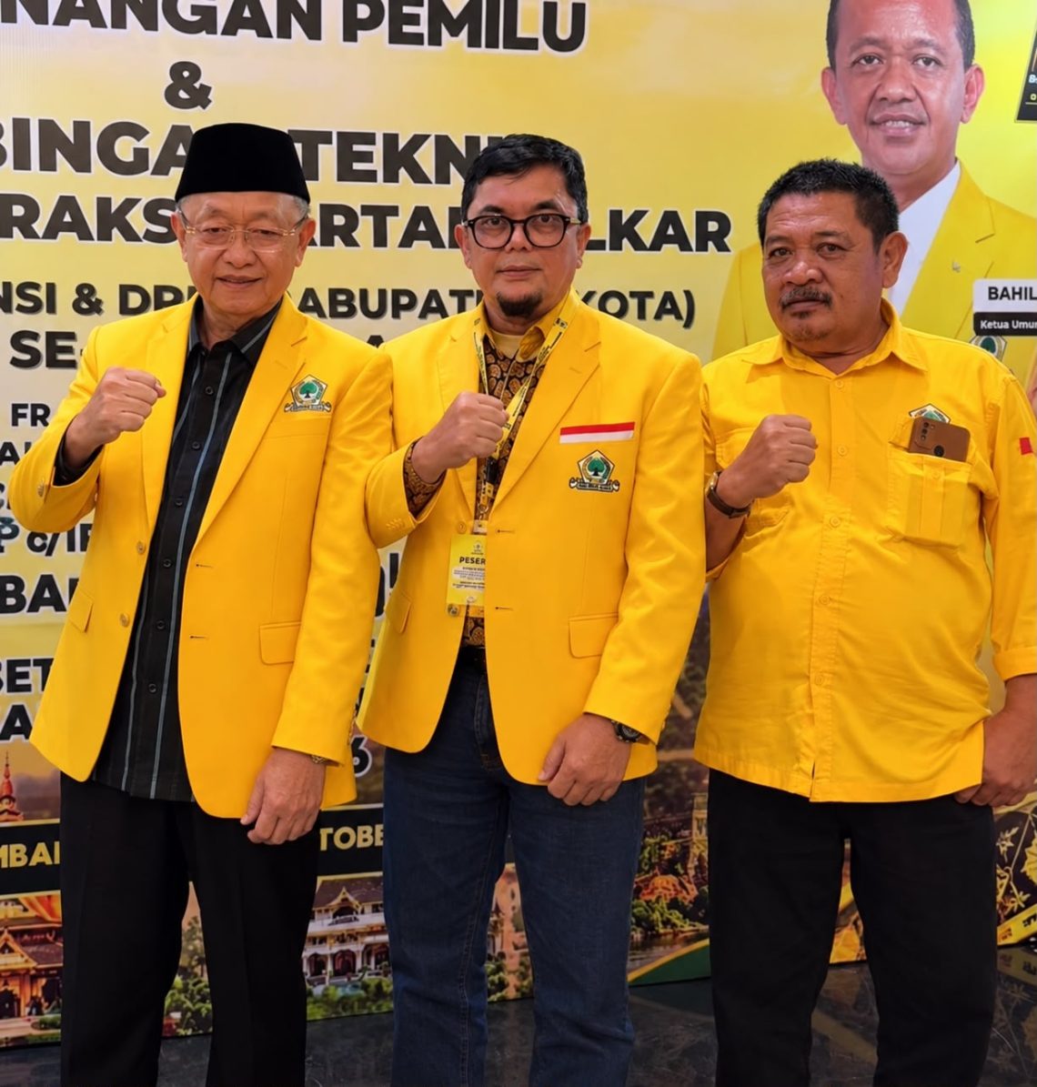 Ketua, Sekretaris dan Kepala Sekretariat Golkar Provinsi Jambi. FOTO: UCUP