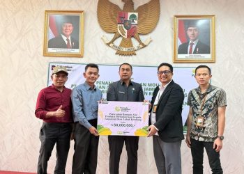 Pegadaian Kucurkan Rp50 Juta untuk Dorong Produktivitas Petani Kopi Lubuk Kembang. FOTO: IST