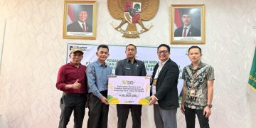 Pegadaian Kucurkan Rp50 Juta untuk Dorong Produktivitas Petani Kopi Lubuk Kembang. FOTO: IST
