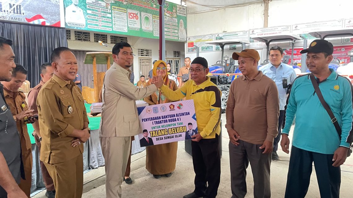 Dari Aspirasi Menjadi Aksi, Rocky Candra Perjuangkan Alsintan untuk Petani Merangin. FOTO: IST