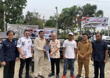 Petani Bungo Terima Bantuan Traktor, Bupati Dedi Apresiasi Kepedulian Rocky Candra