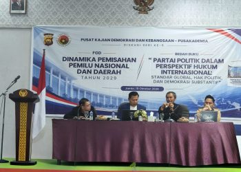 FGD Pusakademia–Polda Jambi Bahas Pemisahan Pemilu 2029, Edi Purwanto Soroti Implikasi Politik dan Legislasi. FOTO: OYI