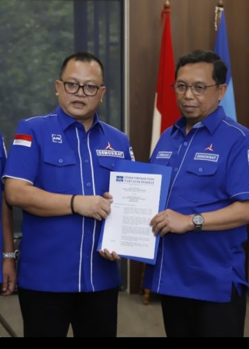 Terima SK DPP, Ahmad Fauzi Siap Tancap Gas, Demokrat Jambi Perkuat Konsolidasi hingga Akar Rumput. FOTO: IST